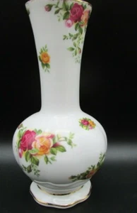 Royal albert vaso rose country alto circa 15 cm ottimo - Foto 1 di 3