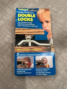 NEW / UNUSED 115C Safety 1st Double Locks - 3 Pack - Cabinet and Drawer - Picture 1 of 2