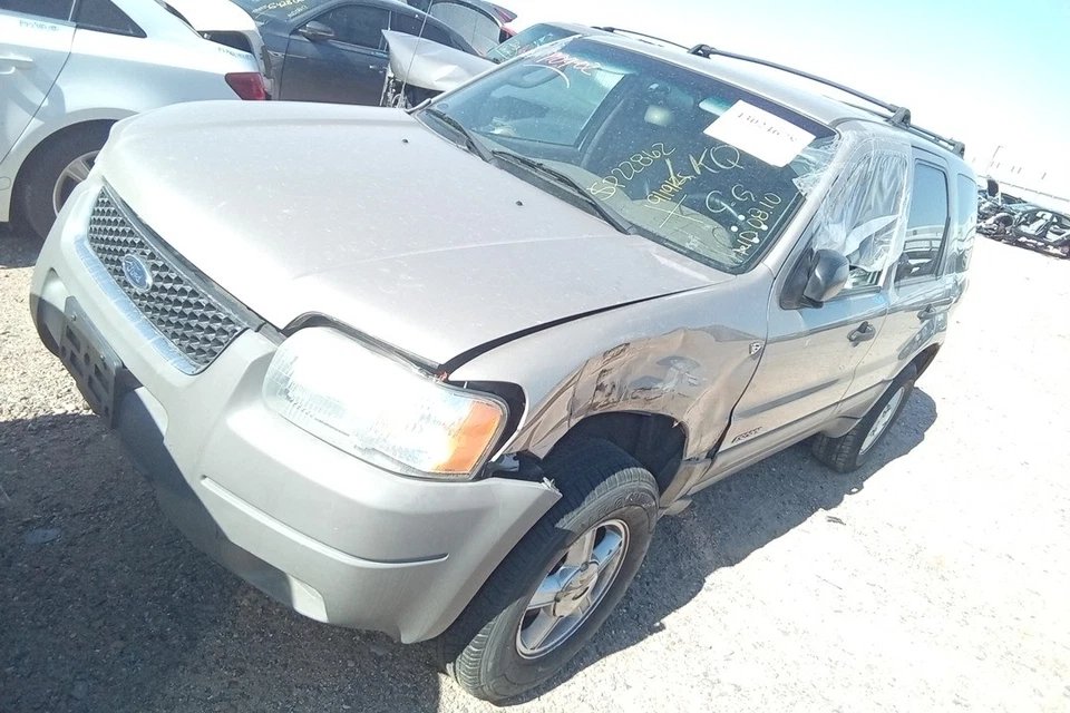 2001 年福特 Escape 3.0L 发动机电机原始设备制造商 112K 英里 - LKQ434689848 — 第 1/4 张图片