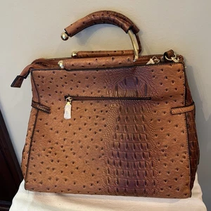 Unique Handle Ostrich Croc Embossed Leather Purse With Matching Wallet And Strap - Picture 1 of 10