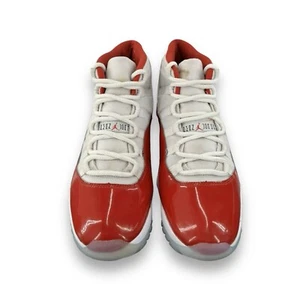 Cereza alta retro talla 9,5 - Jordan 11 - Imagen 1 de 5