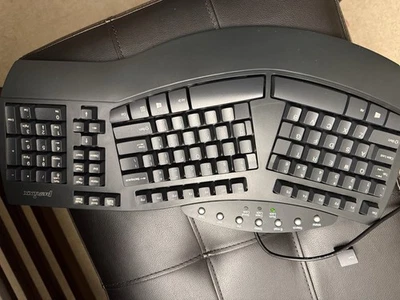 Perixx PERIBOARD-512 Black USB Wired Full Size Ergonomic Split Keyboard Tested - Image 1 of 4