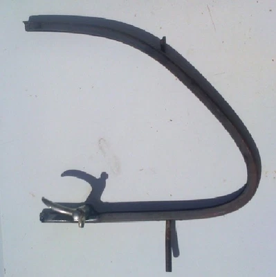 V Bueno OEM 1939 Plymouth 4 puertas LH RH ventilación viento marcos Chrysler Desoto Dodge Foto 1 de 4