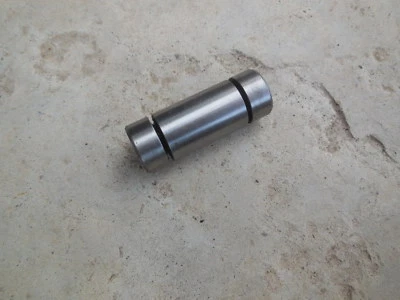 Porsche 911 Early Rocker Arm Shaft ( 1 )  - Image 1 of 3