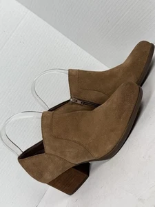 Women's BORN Brown Suede chelsea boots size 8 Booties - Picture 1 of 15