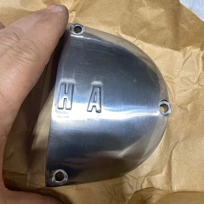 Cubierta de bomba de aceite genuina Yamaha 1969-73 AT1 HT1 CT1 248-15416-01-Y4 #Bin N nueva de Lote Antiguo Foto 1 de 2
