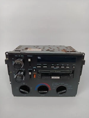 Chevrolet Beretta Corsica 1988 reproductor de cinta de radio unidad de control de clima OEM Foto 1 de 4
