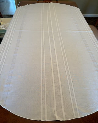Unbranded Off White Everyday Oval Cotton Polyester Tablecloth 56 x 80 Inches - Image 1 of 4