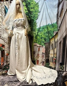 Black And White Embroidered Corset Wedding Dress - Picture 1 of 6