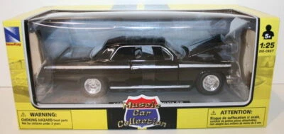 NewRay 1/25 Scale Diecast - 71843 - 1962 Chevrolet Impala SS - Black - Image 1 of 4