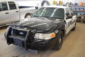 Brazo de control superior OEM para Crown Victoria delantero derecho - Imagen 1 de 12