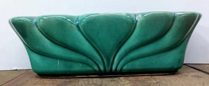 Maceta de flores acanaladas con borde festoneado verde ovalado de colección 897 EE. UU. MCM 10,75" - Imagen 1 de 11