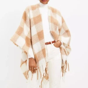 NEW Loft Buffalo Check Wrap Shawl Poncho Tan and White One Size Soft - Picture 1 of 9