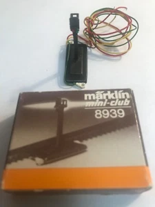 `Marklin Z scale 8939 color light home signal - Picture 1 of 1