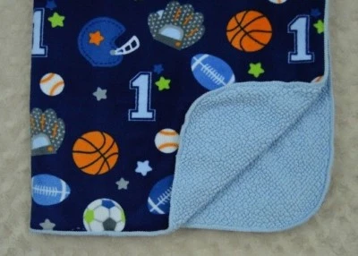 Manta deportiva para bebé Circo azul estrella verde sherpa número 1 fútbol fútbol fútbol Foto 1 de 4