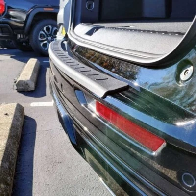 Moldura protectora de parachoques trasero Buick Enclave 2025-2026 - Protección superior del parachoques Foto 1 de 4