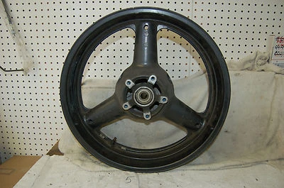 1998-2003 SUZUKI KATANA 750 REAR WHEEL WITH CUSH RUBBERS - Изображение 1 из 4