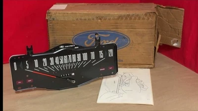 Nuevo de Lote Antiguo 1971 1972 Ford Galaxy Ltd Custom 500 Country Squire Velocímetro Foto 1 de 4