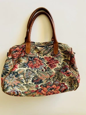 Hermosa Cartera de Tapiz Unisa con Asas de Cuero - Muy Elegante Foto 1 de 4