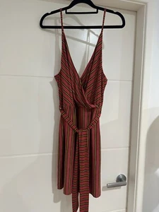 Tigerlily Size 10 Banda Stretch Stripe Dress Striped Adjustable Straps Belt - Picture 1 of 2