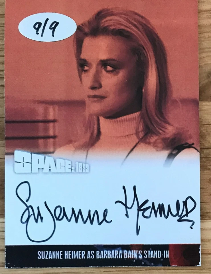 SPACE 1999 SERIES 4: METALLIK AUTOGRAPH CARD: SUSAN HEIMER SH2 9/9 - Image 1 of 1