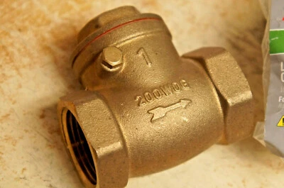 AMERICAN VALVE G31 Lead-Free Brass Swing Gate Pipe Check Valve 1-inch NPT thread - Image 1 of 4