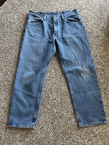 Wrangler 36x30 Relaxed Fit Blue Jeans Classic Heavy Denim Work Quality Old - Picture 1 of 8