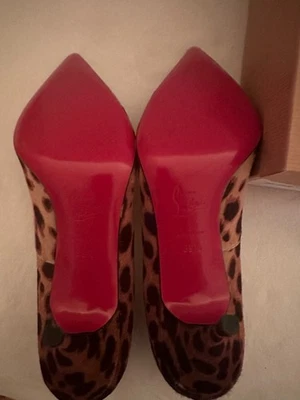 Christian Louboutin Mujer Leopardo Bomba Talla 39.5 Totalmente Nuevo De Colección Foto 1 de 4