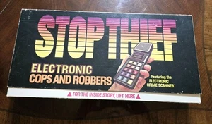 VINTAGE STOP THIEF ELECTRONIC COPS & ROBBERS BOARD GAME 1979 100% COMPLETE Works - Picture 1 of 5