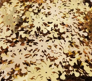 100 pcs Vintage Snowflake Sequins 25mm 1-Inch Metallic Gold for Sewing or Crafts - Picture 1 of 3