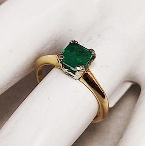 14k Yellow Gold Faceted -Square Cut Emerald Ring. 0.88 CTS- 5X5/mm - Picture 1 of 16