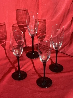 Luminarc 22cm Domino Black Stem Champagne Flutes Arcopal France Set of 4  - Image 1 of 4
