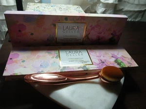 LAURA GELLER Candy Cravings Ombretto + Blush + Palette Evidenziatore + Pennello - Foto 1 di 2