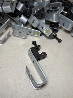 (Qty 60) Data Cable Hook J-Hook, B-Line / Eaton BCH12-C1 With Beam Clamp, 3/4" - Image 1 of 4