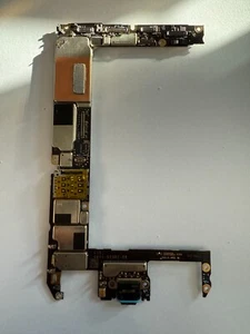 Carte mère débloqué pour google pixel 7 pro / ne s'allume pas - Photo 1 sur 2