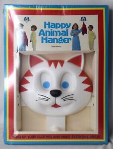 Vintage Happy Animal Hanger Kitty Cat Kids Clothes Coat Hook Towel Holder Red