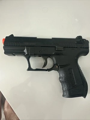 Air soft Pistol - Image 1 of 3