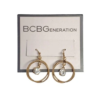 Pendientes colgantes doble círculo orbital tono dorado BCBGeneration Foto 1 de 4