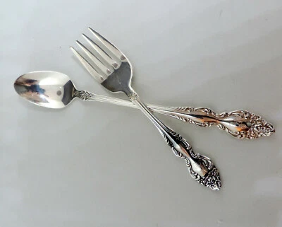 1881 Rogers Oneida Baroque Rose Baby Spoon & Fork - Mono E - Image 1 of 4