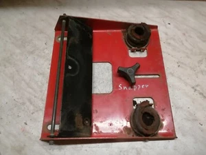 Aufsitzmäher, Rasentraktor, Halter, Halterung, Halteplatte für Sitz Snapper - Bild 1 von 6
