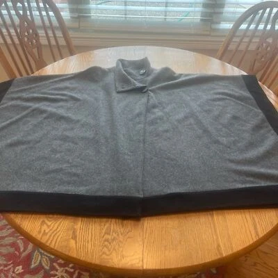Poncho Jones NY Vintage Años 80’s-’90’s Para Mujer Gris Lana Capa Talla Única Borde Negro Foto 1 de 4