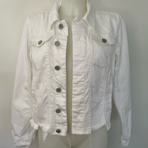 NWOT Jean Jacket Womens White Sz Medium Crop Distressed Trucker Denim Blank NYC - Picture 1 of 12