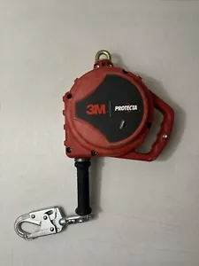 3M Rebel Protecta #3590500 33-Ft Self Retracting Lifeline (SRL) Fall Protection - Picture 1 of 4
