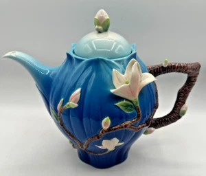 Tetera Franz Porcelana Elegante Flor Vals-Yulan Magnolia #FZ03465 Nueva con Caja - Imagen 1 de 18