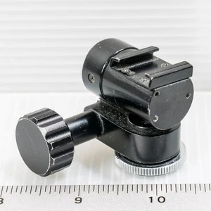 Mamiya Tilt Shoe Flash Adapter - Picture 1 of 3