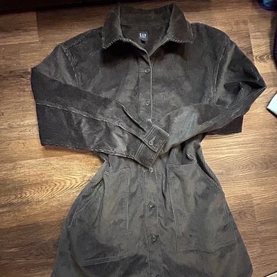 GAP Mujeres Pana Botón Frontal Camisa Vestido Manga Larga Bolsillos Marrón Oscuro Foto 1 de 4