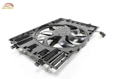 Cubierta del ventilador de refrigeración del radiador del motor Volkswagen Golf 2015-2019 con pala OEM Foto 1 de 4