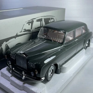 1/18 Paragon Rolls Royce Lennon Phantom V Racing Green RHD PA-38217 - Picture 1 of 2