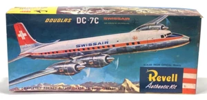 Kit modello Revell Douglas DC-7C, scala 1/122 - kit #H-267 - Foto 1 di 3