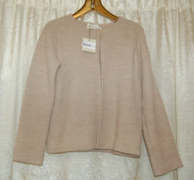 Olive NEW Beige Girls Sweater Size 12 years Youth Wool One Button Cardigan Top - Image 1 of 4
